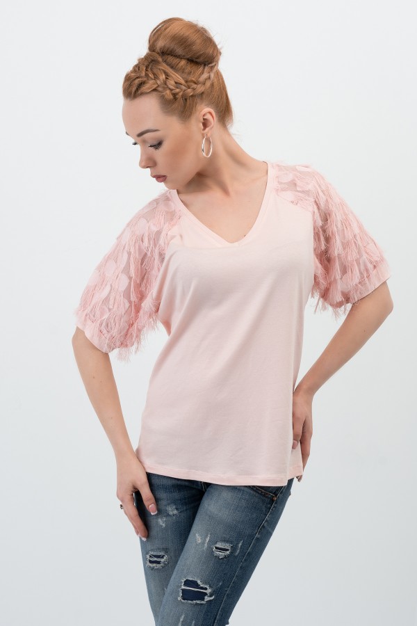 Bebe Pembesi Omuzları Puanlı Püskül Detay Bluz